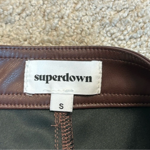 superdown brown gianna faux leather shorts pleather vegan hot pants S NWT - Picture 11 of 15